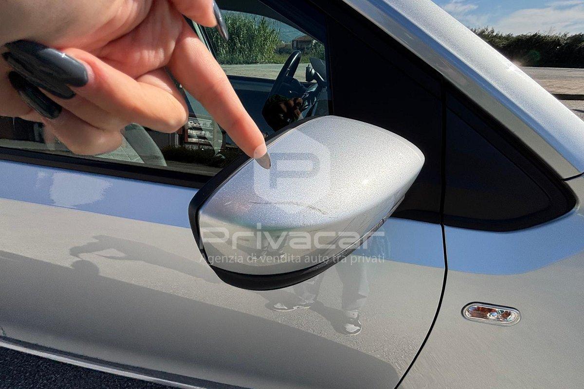 VOLKSWAGEN 1.0 75 CV 5p. high up!