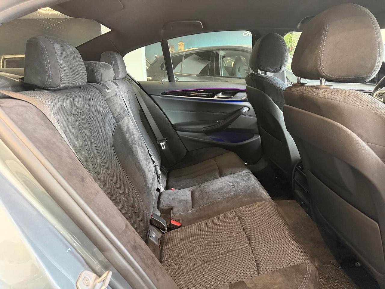 BMW 530D BERLINA M-SPORT 3.0 X-DRIVE 265CV NAVI CAM360° ANNO 2018