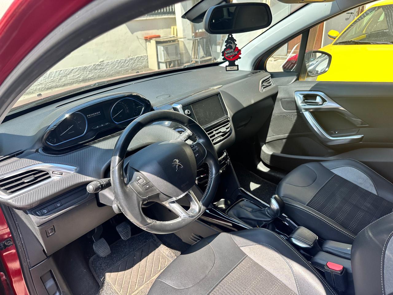 Peugeot 2008 PureTech Turbo 110 S&S Allure