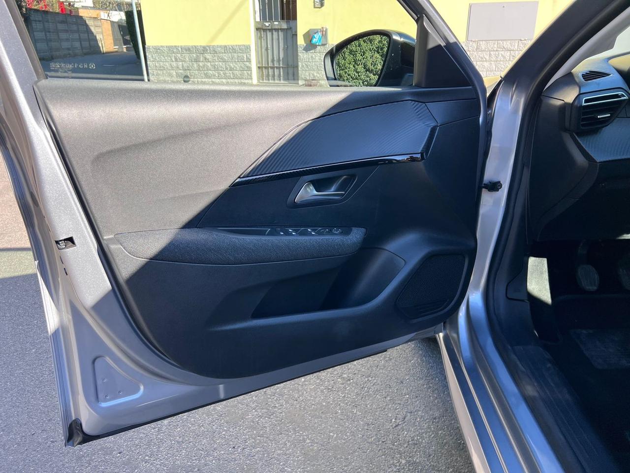 Peugeot 208 1.2 PureTech 75 Style #10280