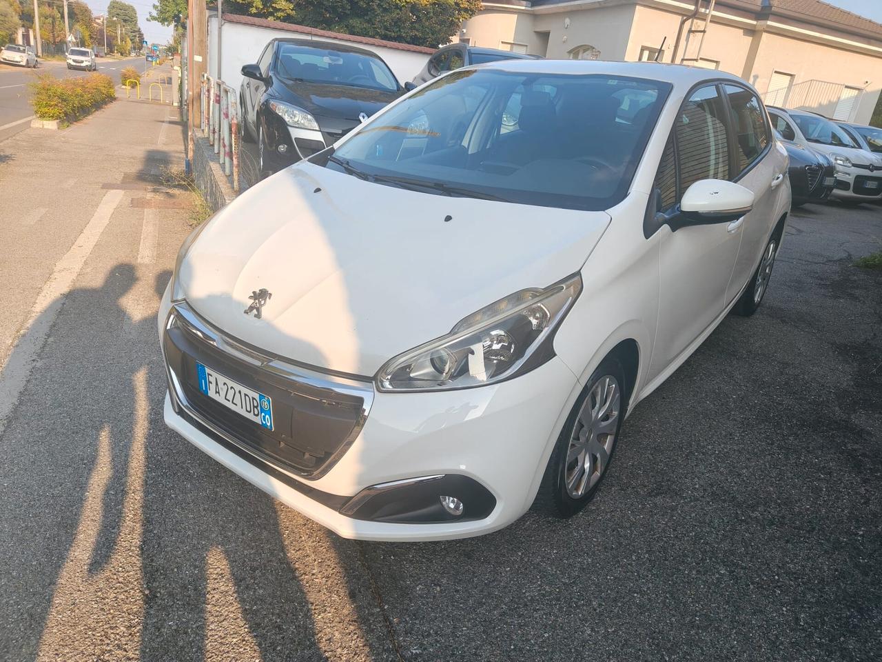 Peugeot 208 BlueHDi 75 S&S 5 porte Active