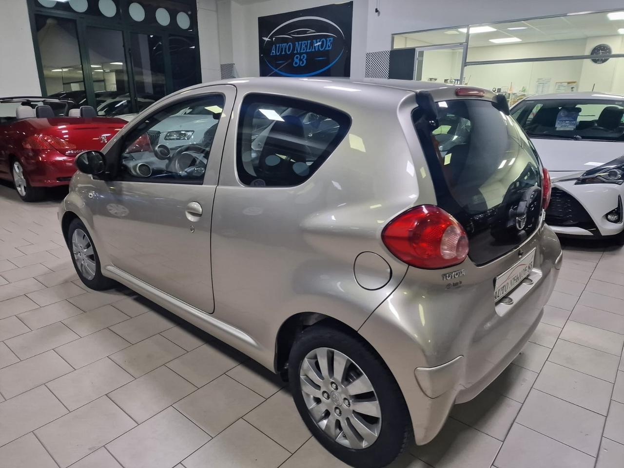 Toyota Aygo 1.0 12V VVT-i 3 porte OK NEOPATENTATI