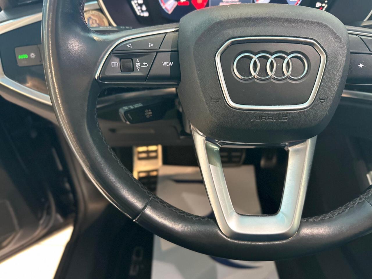 Audi Q3 35 TDI S tronic Business