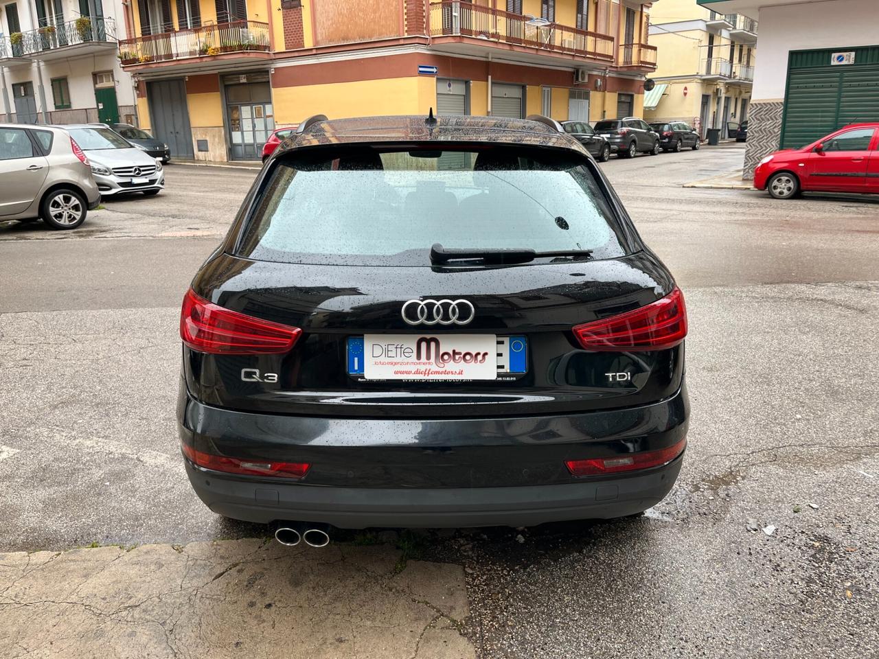 Audi Q3 2.0 TDI 120 CV Business