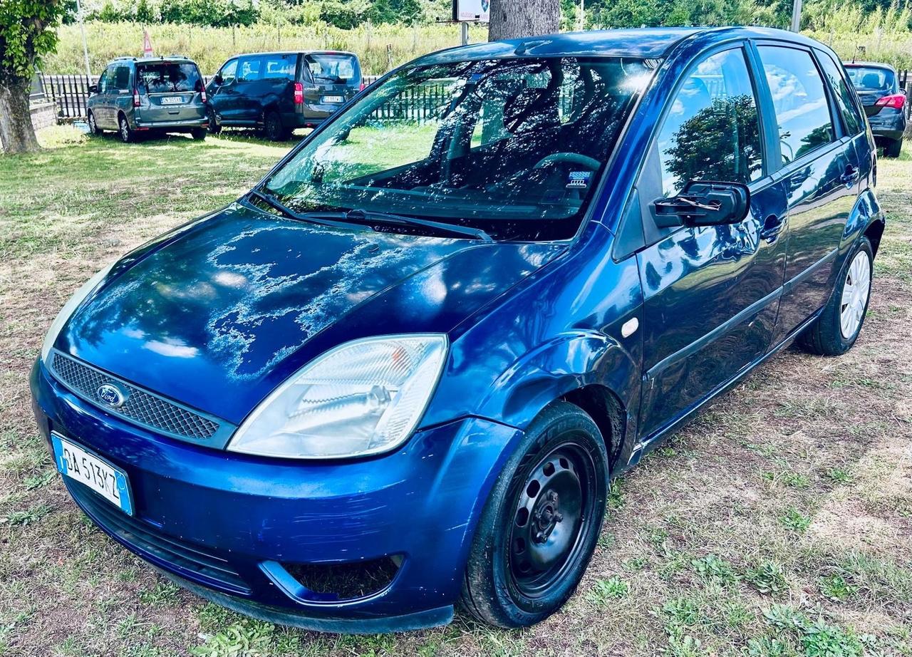 Ford Fiesta 1.2 16V 5p. Ghia