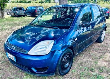 Ford Fiesta 1.2 16V 5p. Ghia