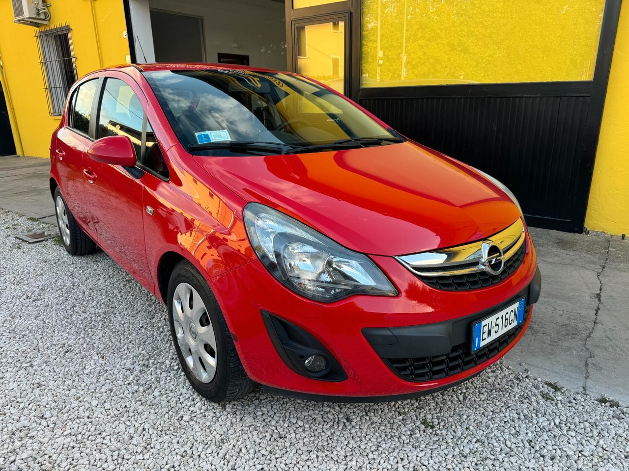 Opel Corsa 1.2 85CV 5 porte GPL SCAD.2034 NEOPATENTATI