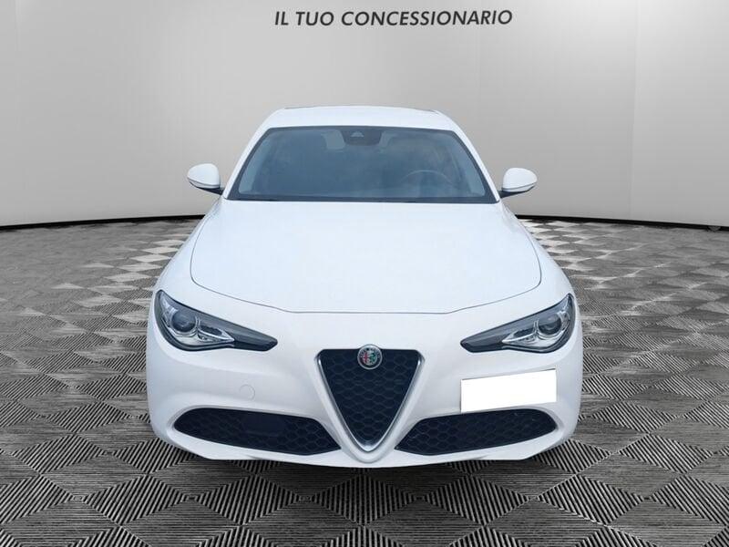 Alfa Romeo Giulia 2.2 Turbo Diesel 160CV Business AT8