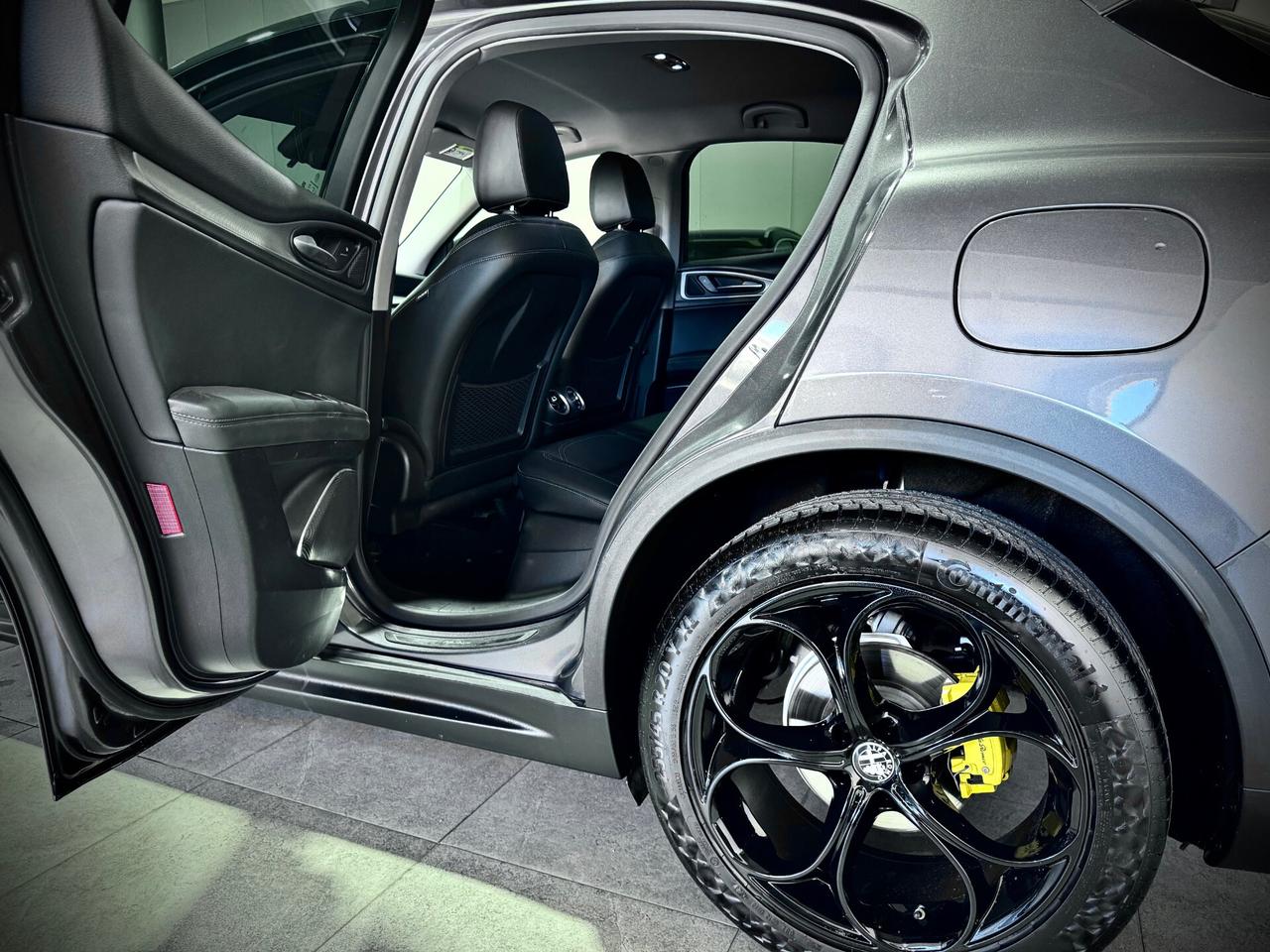 Alfa Romeo Stelvio 2.2 210CV Q4 Veloce Restyling 2024