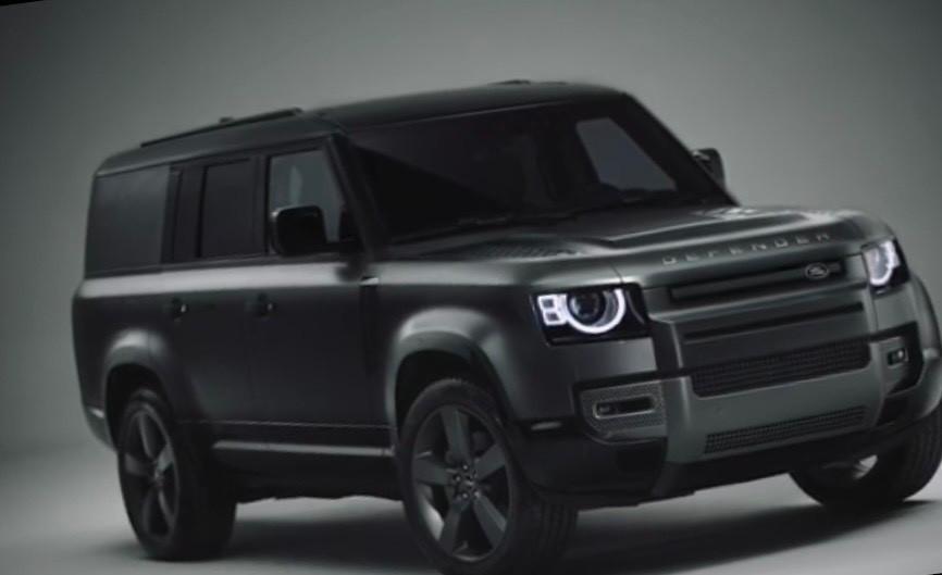 Land Rover Defender 130 300 CV Outbound