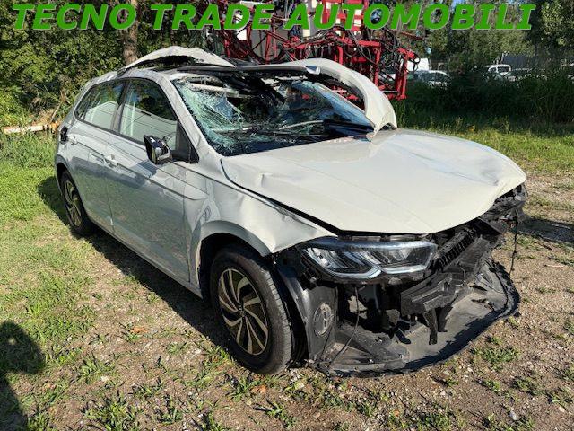 VOLKSWAGEN Polo 1.0 Life INCIDENTATA