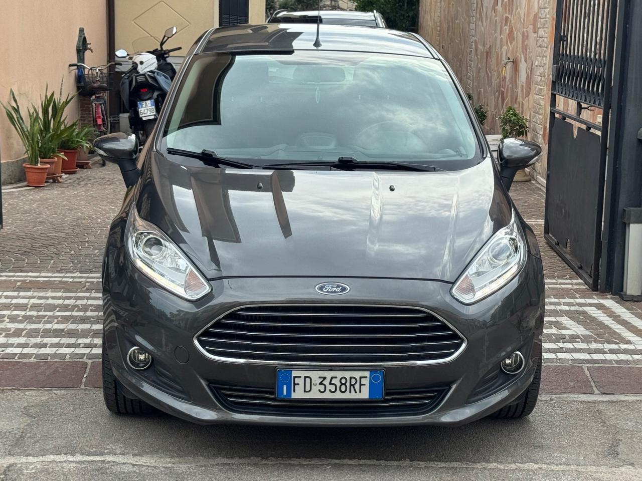 Ford Fiesta 1.5 TDCi 75CV 5 porte Titanium