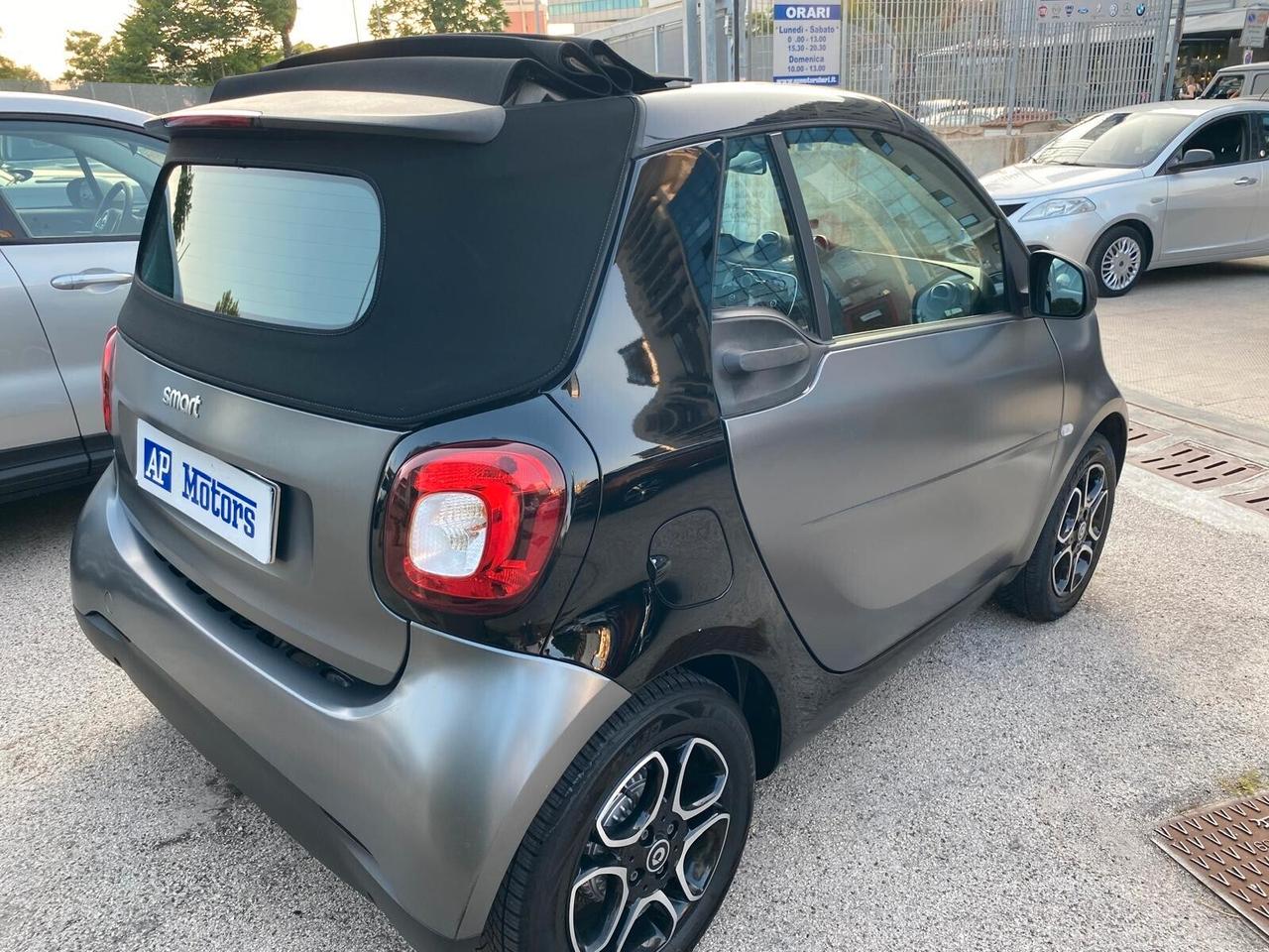Smart ForTwo 90 0.9 T twinamic cabrio Superpassion 33000 Km