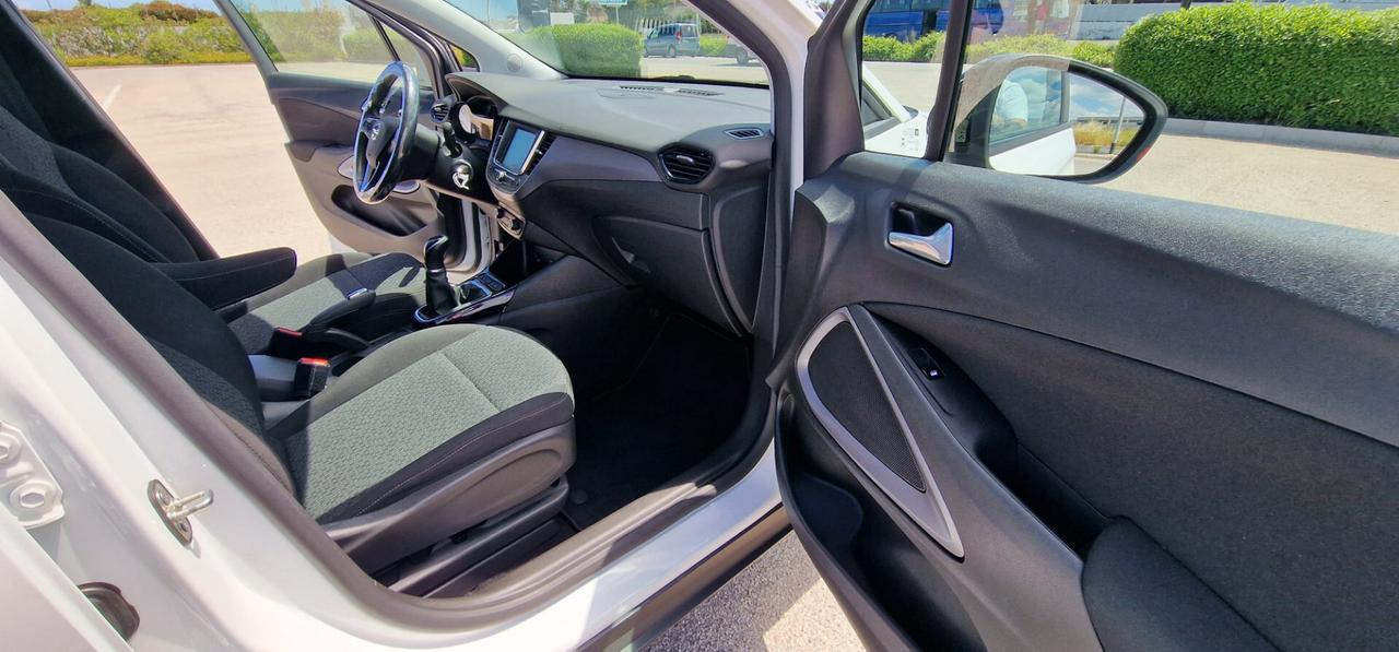 Opel Crossland 1.2 Start&Stop Design & Tech 2022