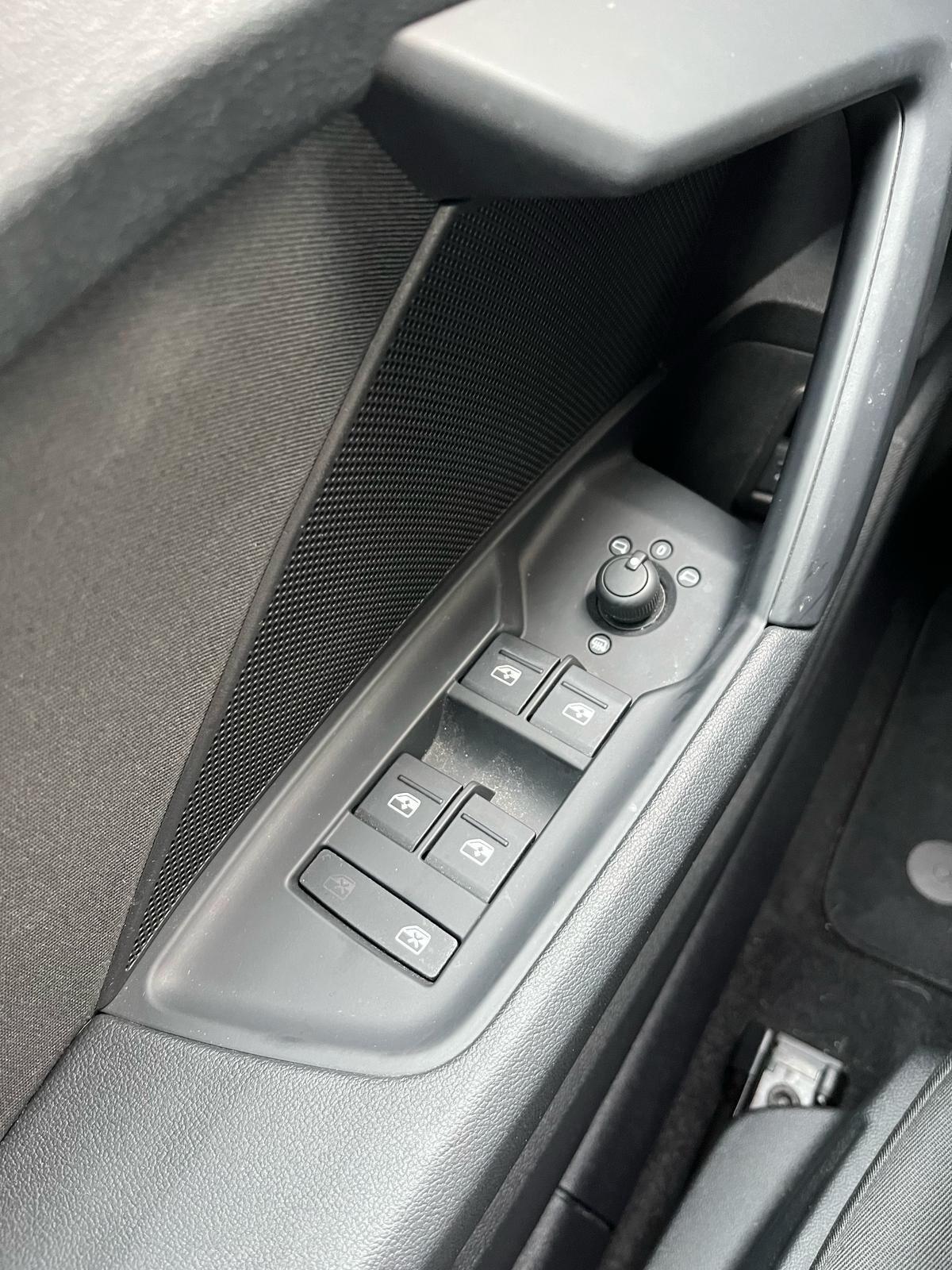 Audi A3 SPB 30 g-tron S tronic Business Advanced