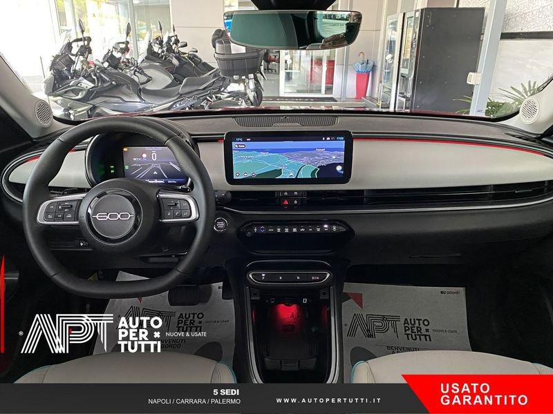 FIAT 600 600 1.2 hybrid La Prima 110cv auto