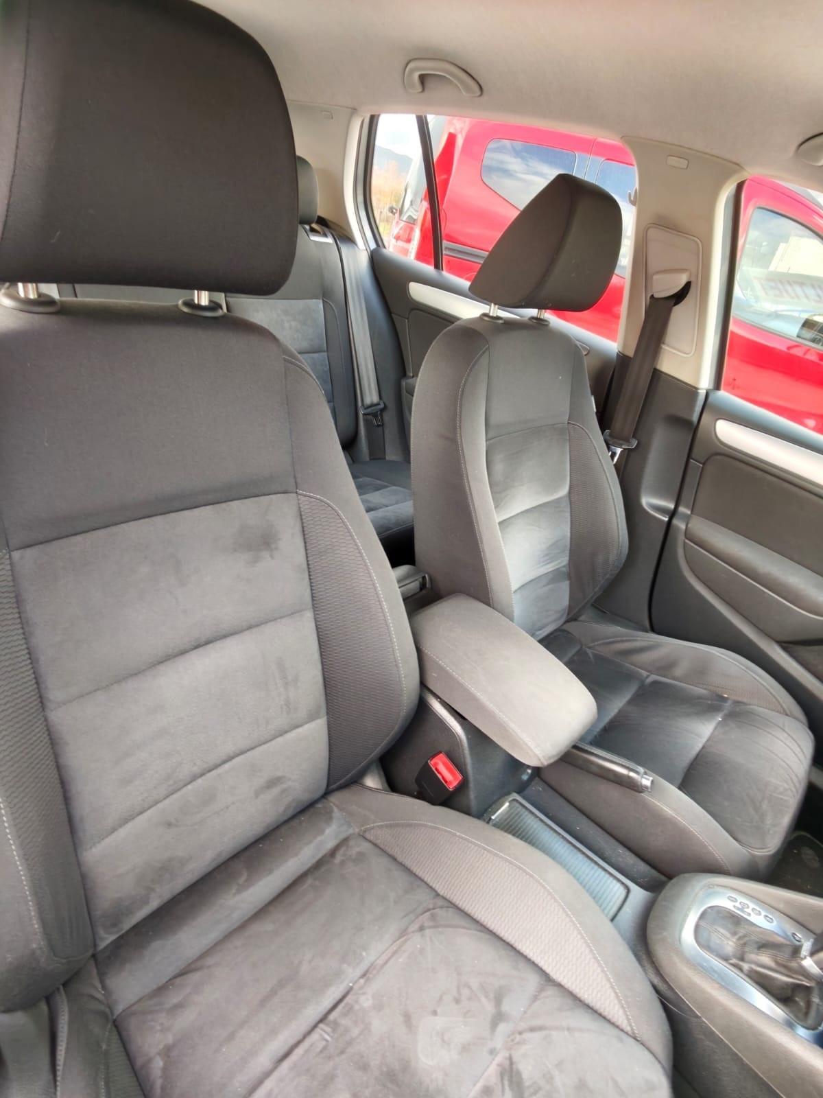 Volkswagen Golf 1.6 TDI DSG 5p. Comfortline