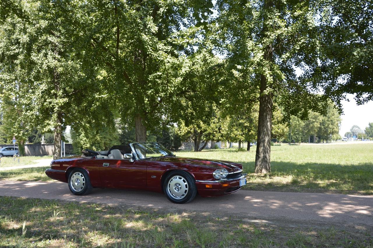 Jaguar XJS 4.0 AUT. CELEBRETION " MOTORE AJ6"
