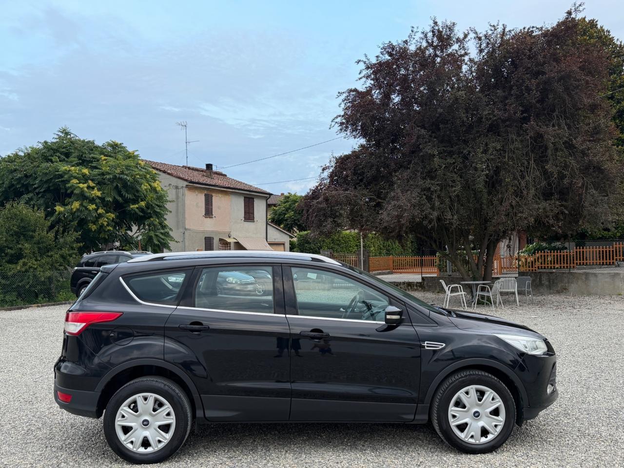 Ford Kuga 2.0 TDCI 140 CV 4WD Titanium