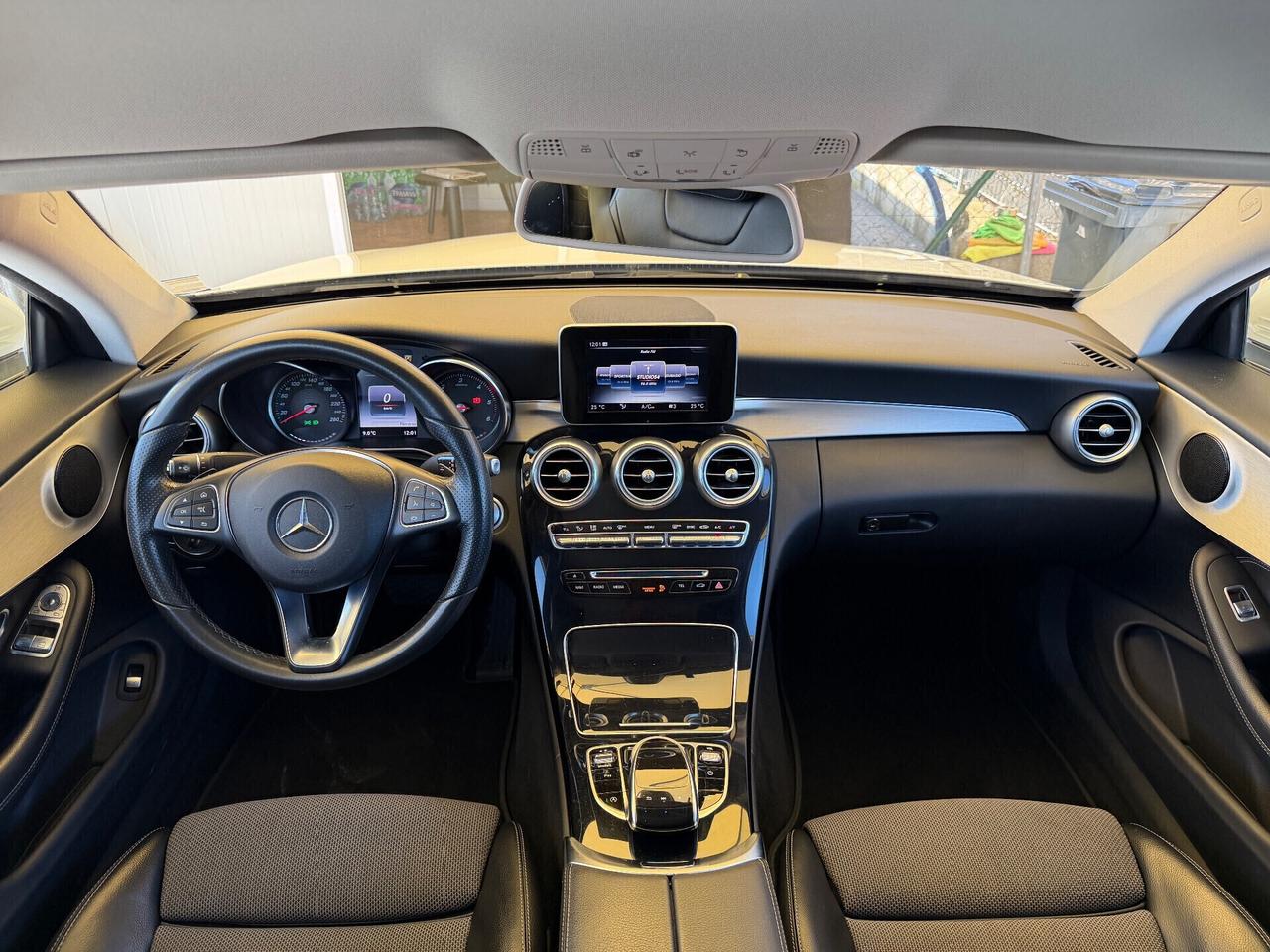 Mercedes-benz C 220 d Auto 4Matic Coupé Premium Plus