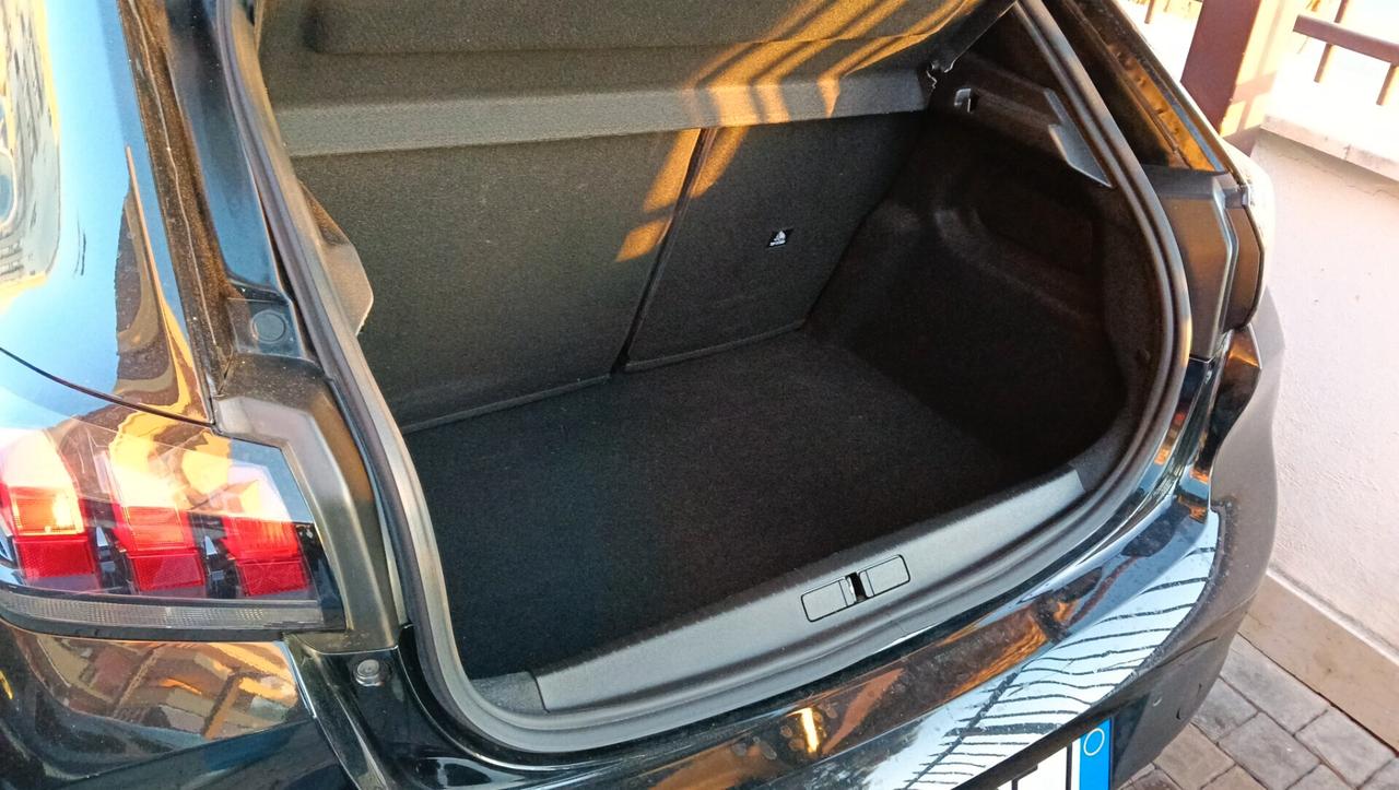 PEUGEOT 208 1.2 BENZ-PREZZO PROMO!