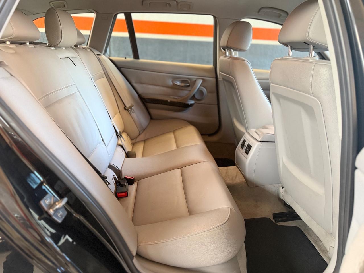 Bmw 320 320d cat xDrive Touring Futura GANCIO TRAINO