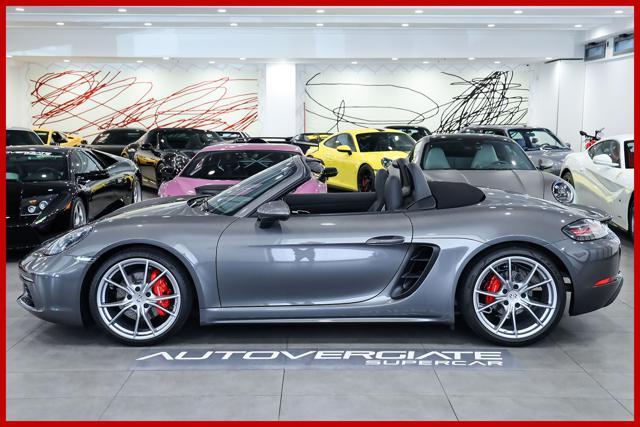 PORSCHE 718 2.5 S