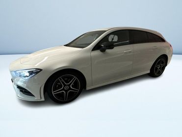 Mercedes CLA Shooting Brake 180 D Premium 8G-DCT