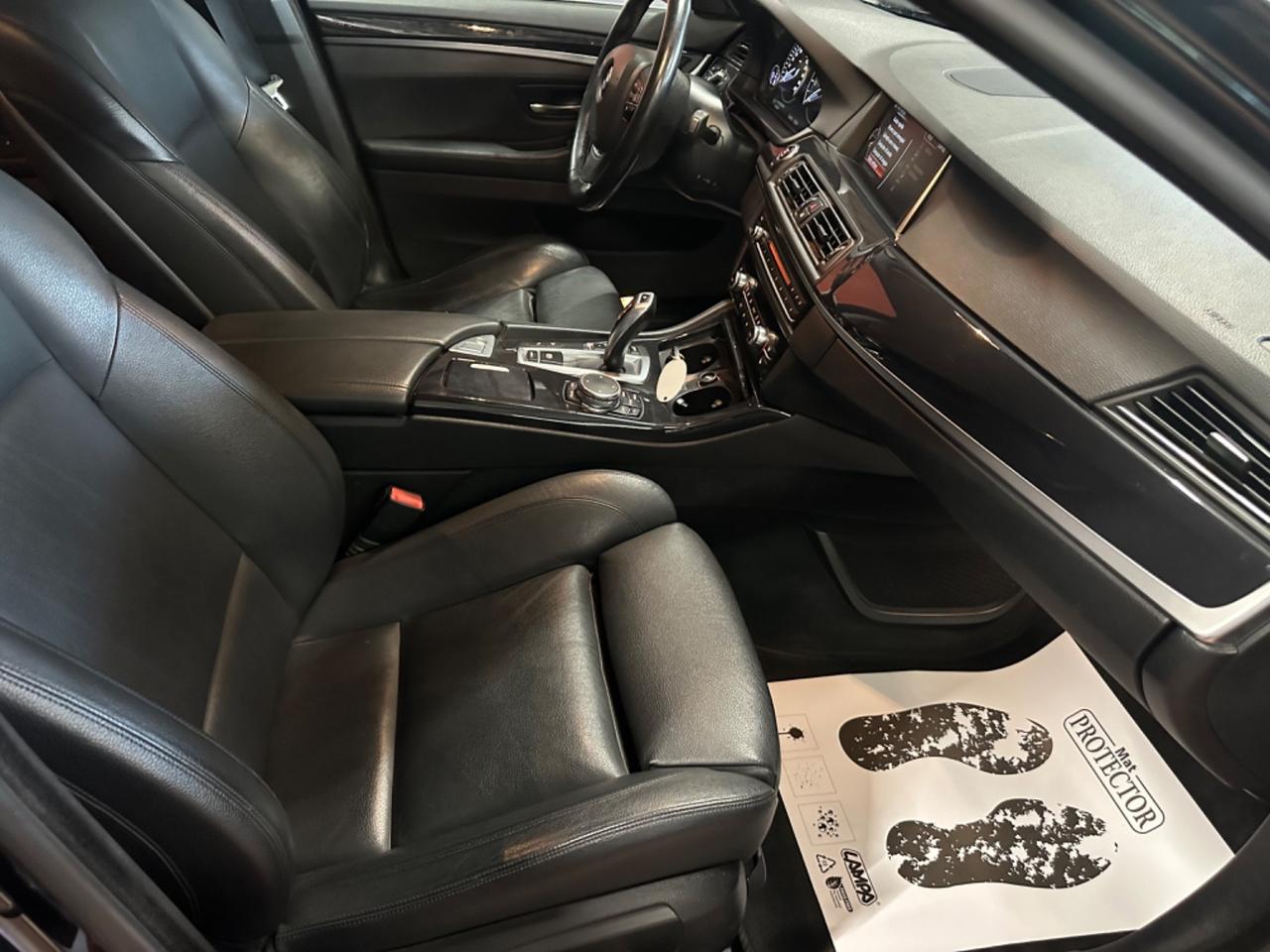 Bmw 520 520d xDrive Touring Luxury