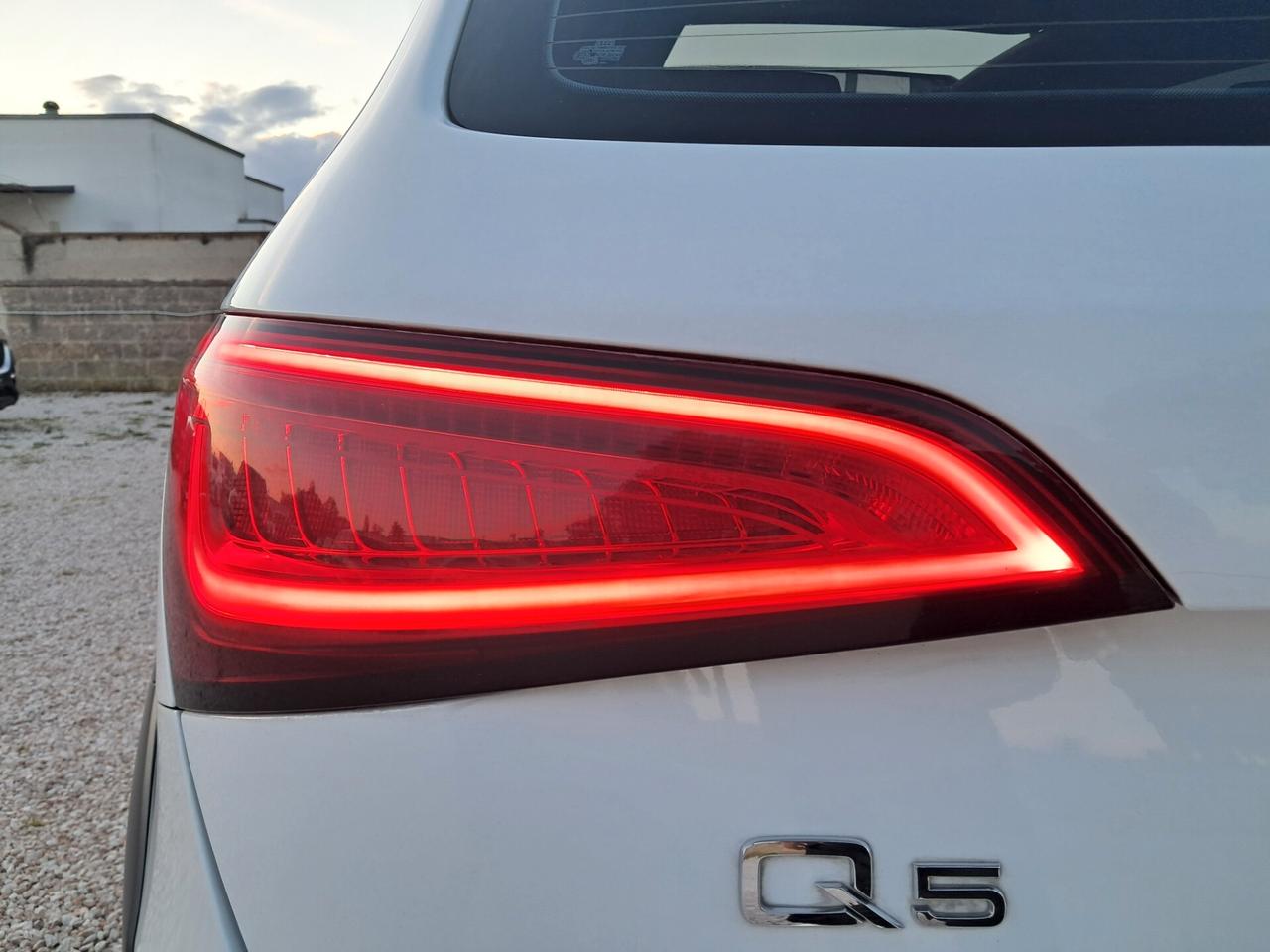 Audi Q5 2.0 TDI 190 CV-ALLROAD-TETTO*PELLE*XENON