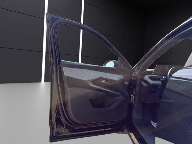 PEUGEOT 5008 Hybrid 136 e-DCS6 Allure