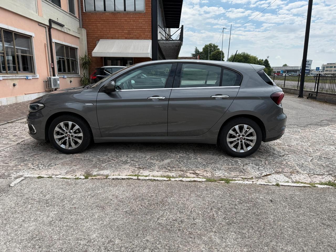 Fiat Tipo 1.6 Mjt S&S 5 porte Lounge