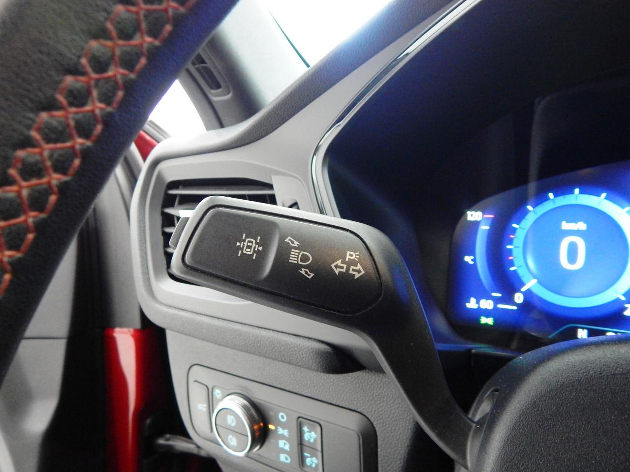 Ford Kuga 1.5 ecoblue ST-Line X 120cv Aut. TETTO-NAVI-PELLE