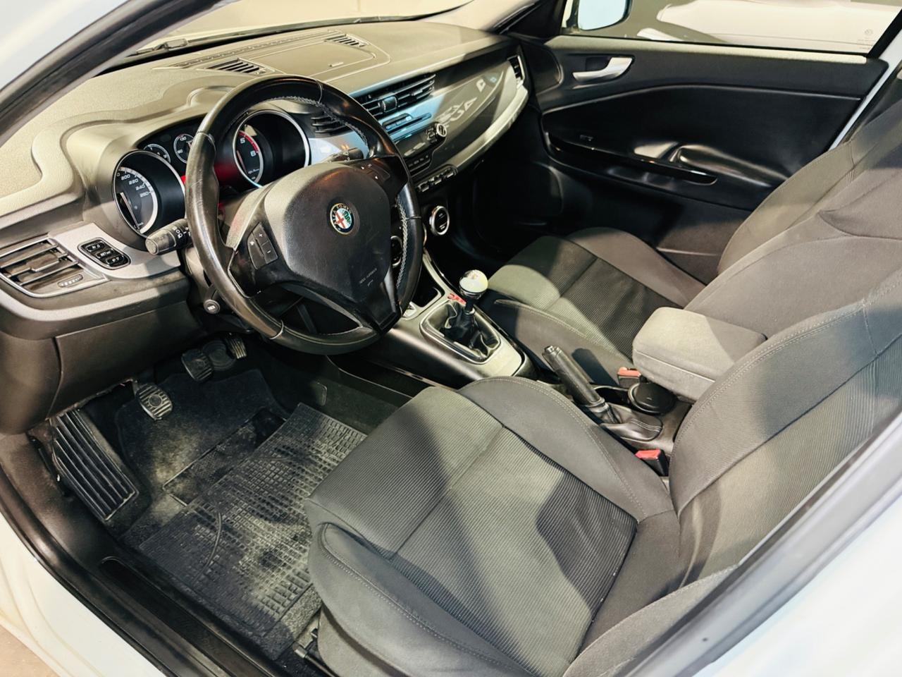 Alfa Romeo Giulietta 2.0 JTDm-2 140 CV Exclusive