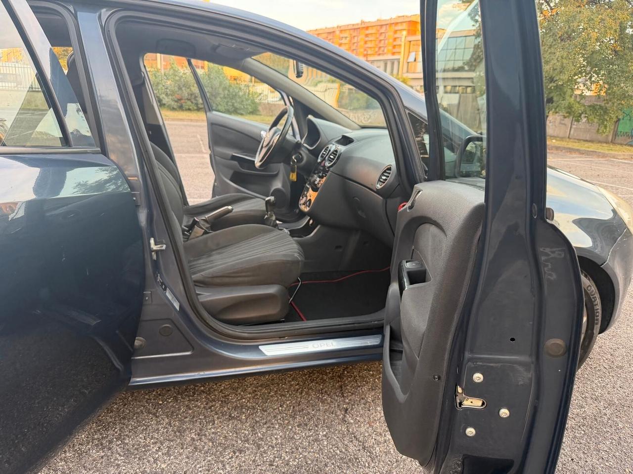 Opel Corsa 1.2 80CV 5 porte GPL-TECH Edition
