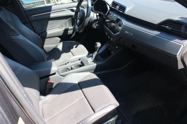 AUDI Q3 SPB 35 TDI quattro S tronic Identity Black