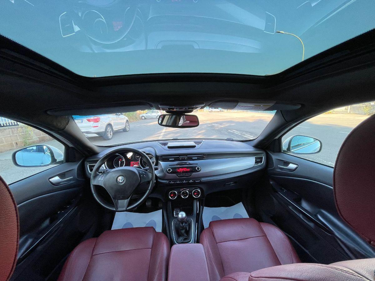 ALFA ROMEO - Giulietta - 1.4 Turbo MultiAir Distinctive