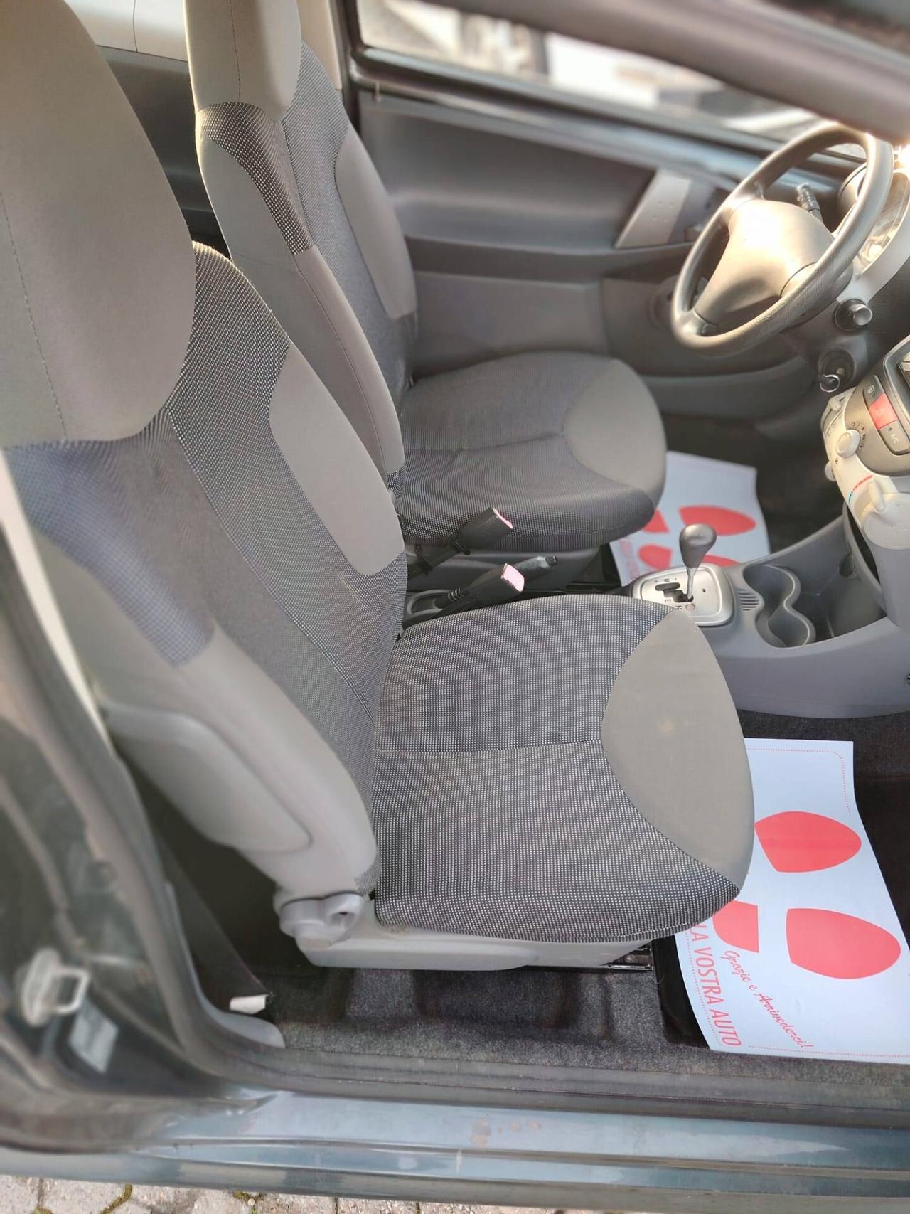 Peugeot 107 1.0 68CV 3p. Plaisir 2Tronic