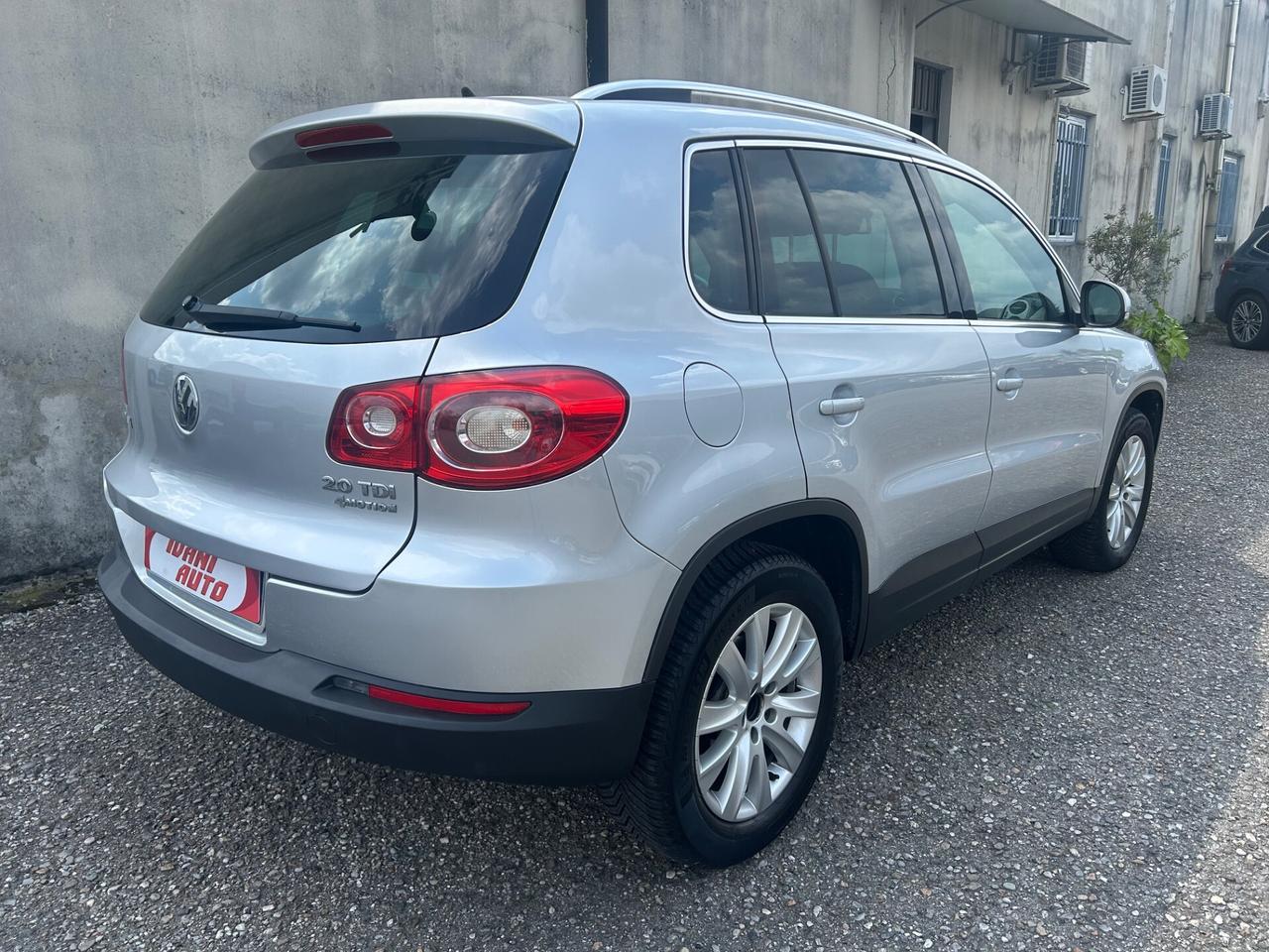 Volkswagen Tiguan 2.0 TDI DPF 4MOTION *UNI PRO*