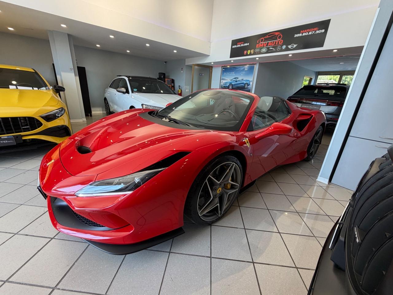FERRARI F8 SPIDER (530 KW) iva esposta tagliandata casa Madre
