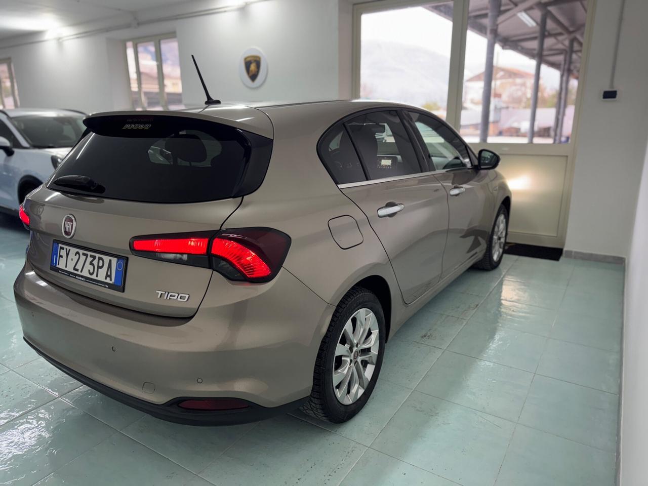 Fiat Tipo 1.6 Mjt S&S 5 porte Lounge