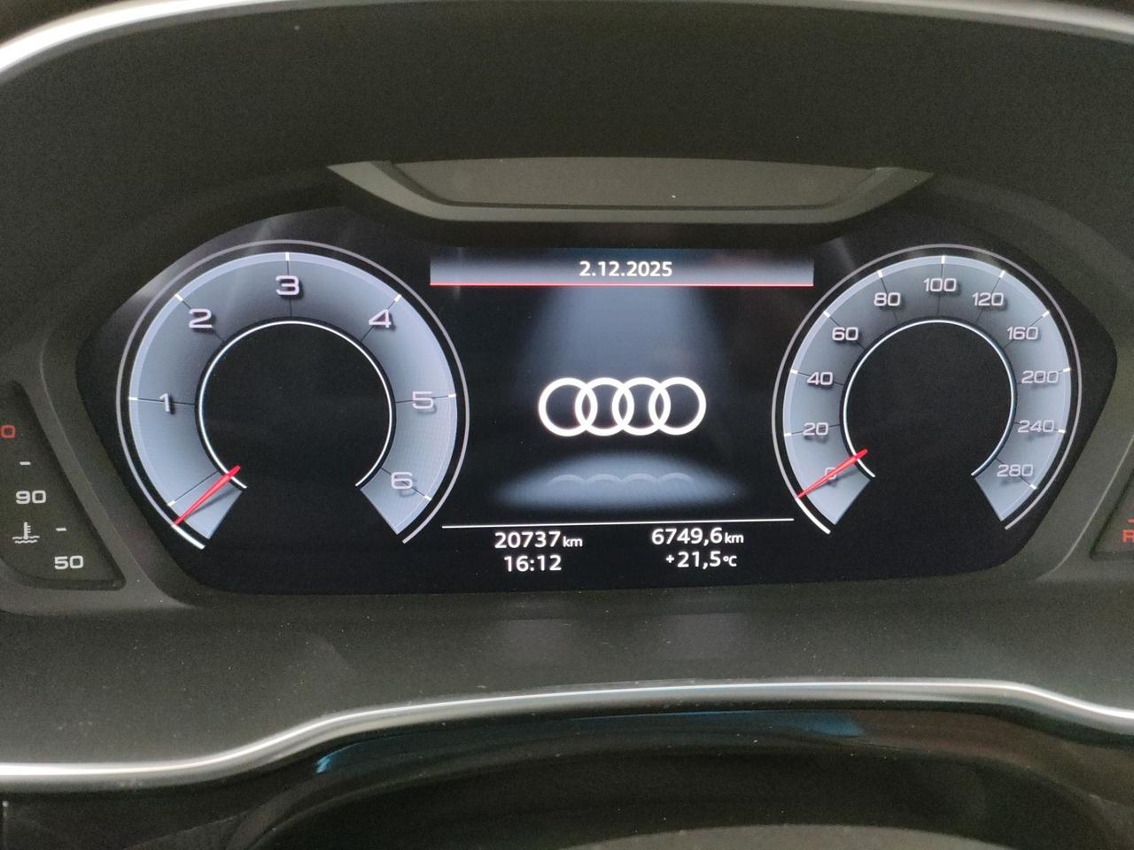 Audi Q3 35 2.0 tdi s line edition s-tronic