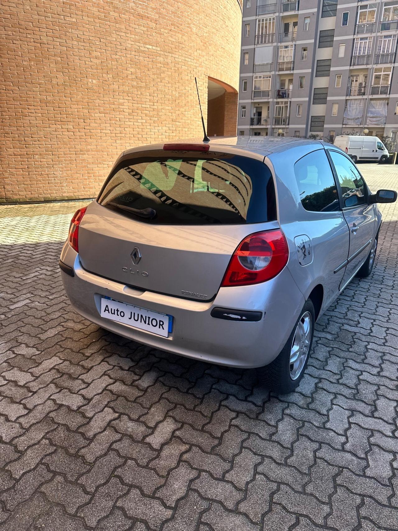 Renault Clio 1.2 16V 3 porte Pack