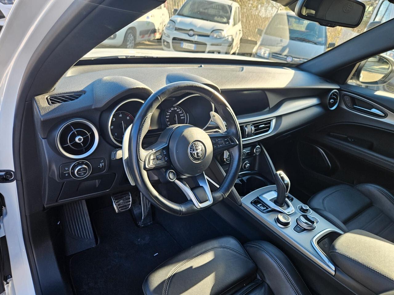 Alfa Romeo Stelvio 2.2 210 CV AT8 Q4 Veloce