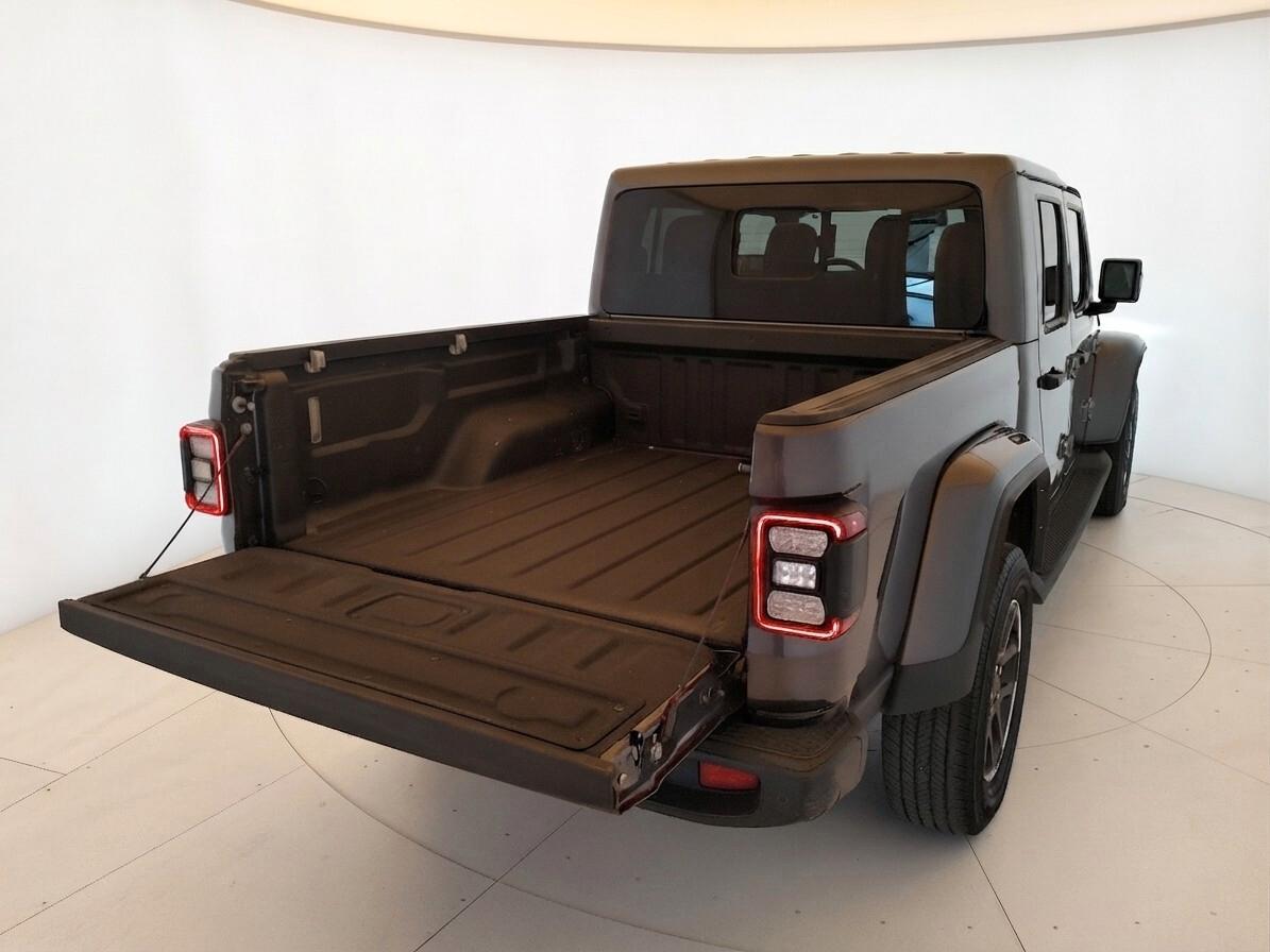 Jeep Gladiator 3.0 Diesel V6 Overland - IVA ESCLUSA