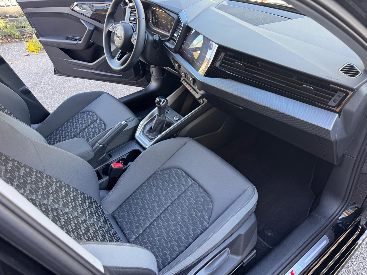 Audi A1 SPB 30 TFSI S tronic Identity Black