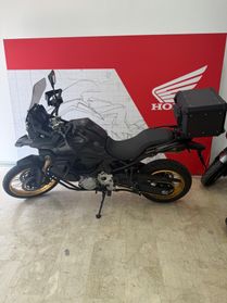 Voge Valico 900