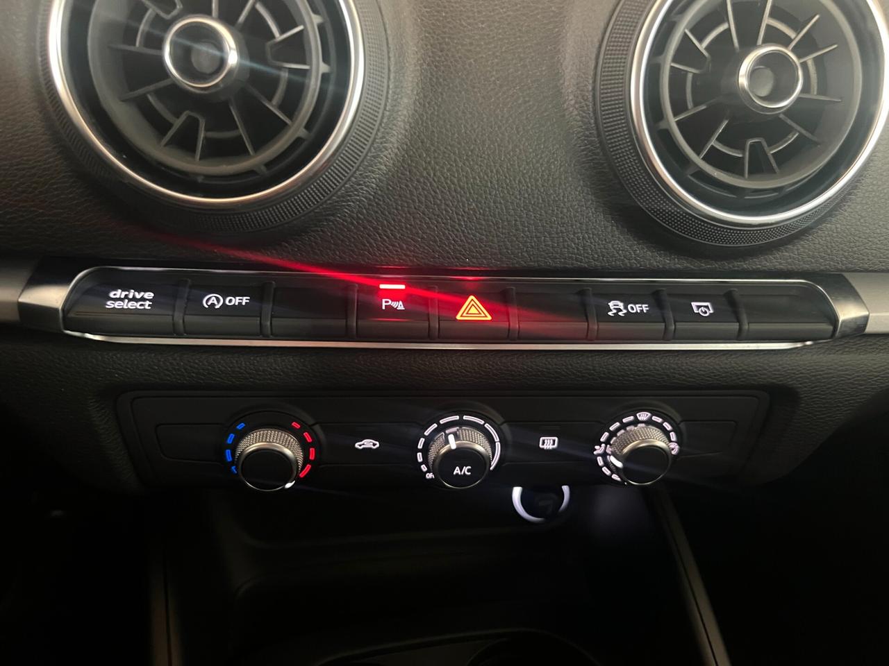 Audi A3 SPB 30 TDI Design OK NEOPATENTATI SOLO 63.418 KM TAGLIANDATA AUDI