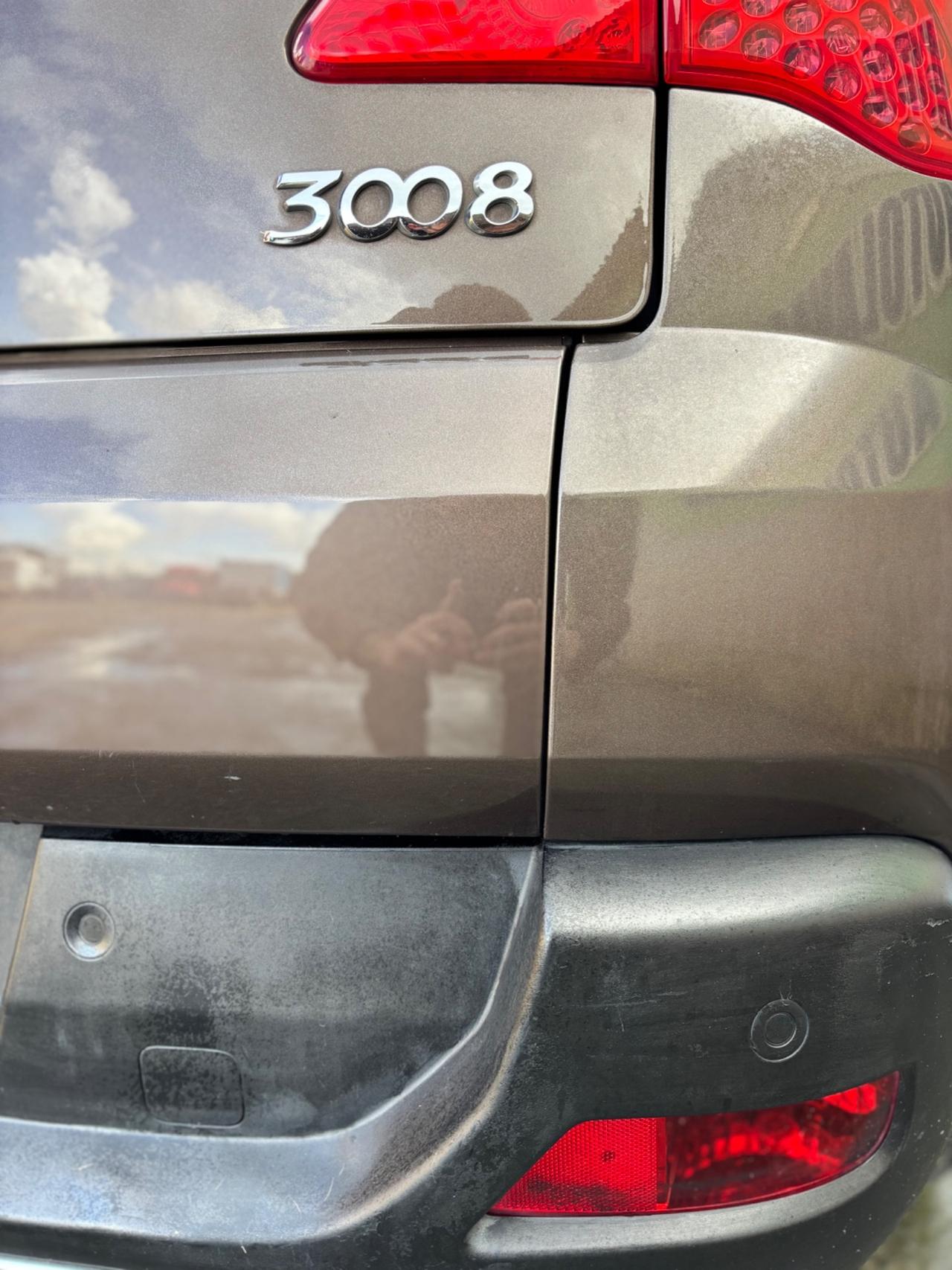 Peugeot 3008 HYbrid4 AUTOMATICO