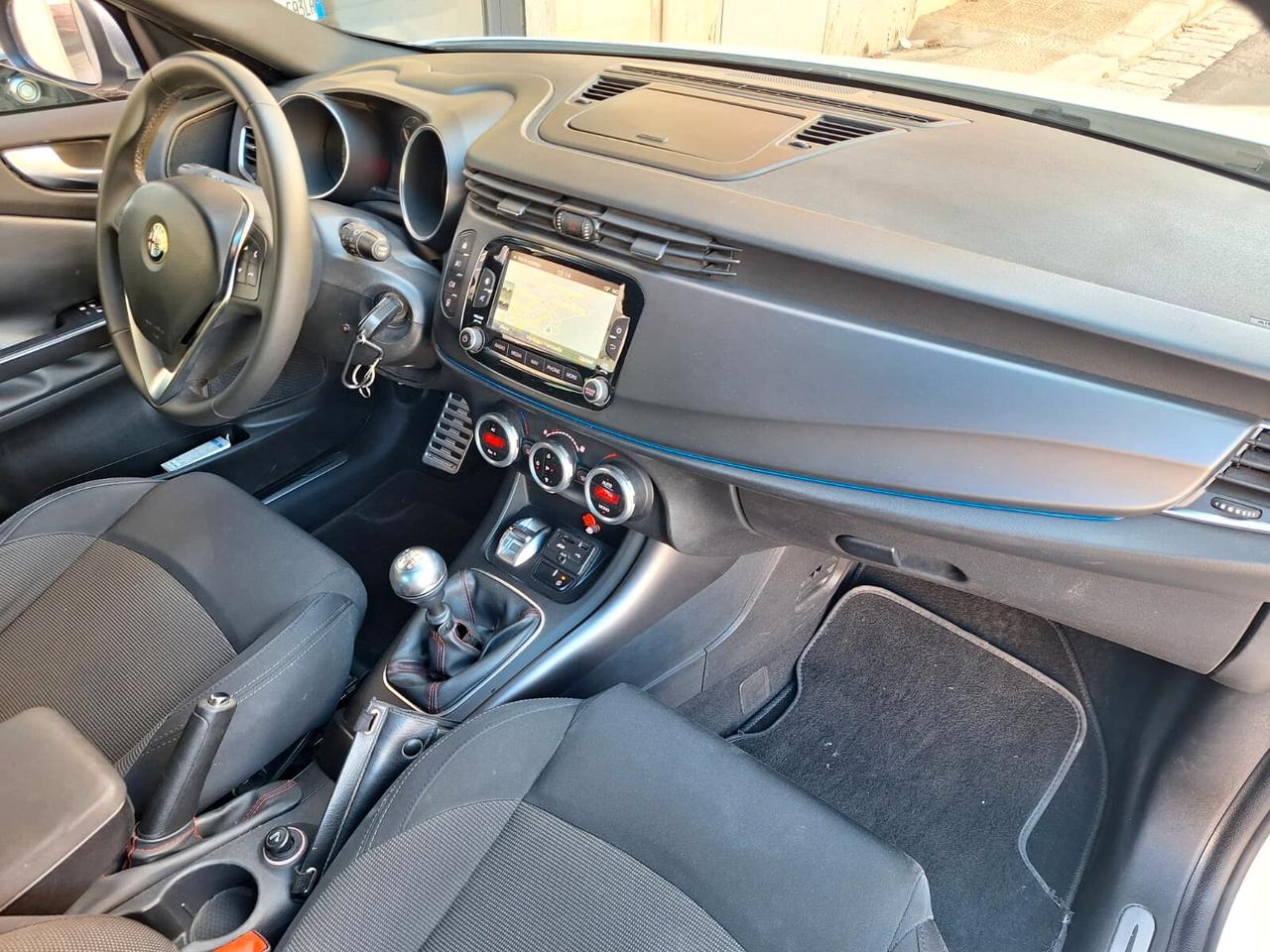 Alfa Romeo Giulietta 1.6 JTDm-2 105 CV Exclusive